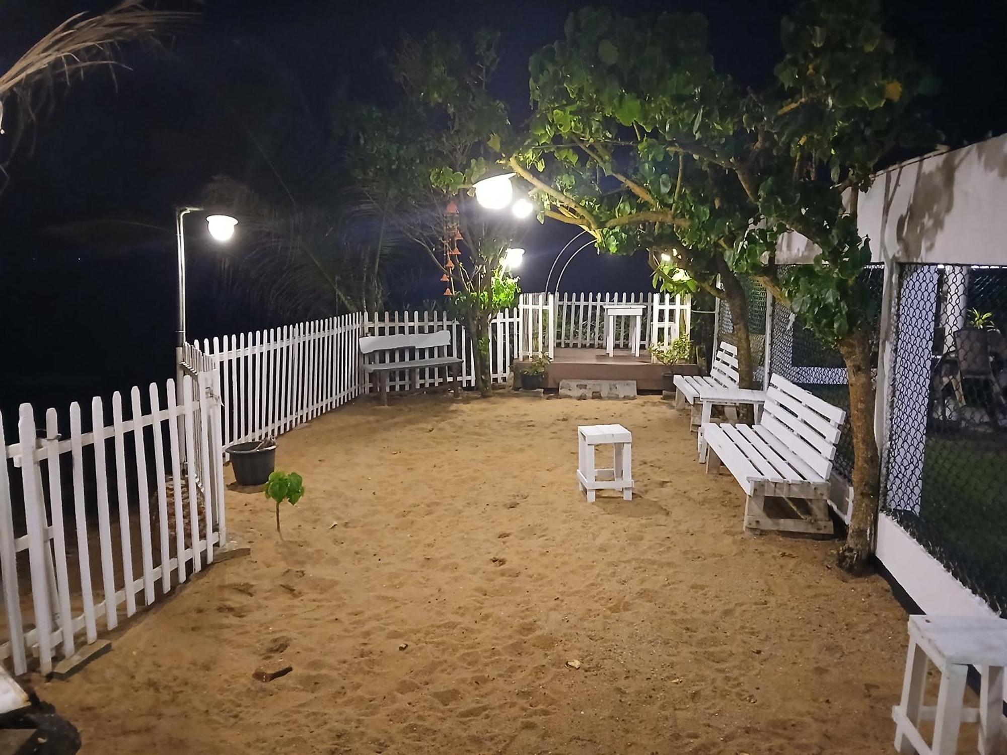 Ashen'S Beach House Bussa Eksteriør billede